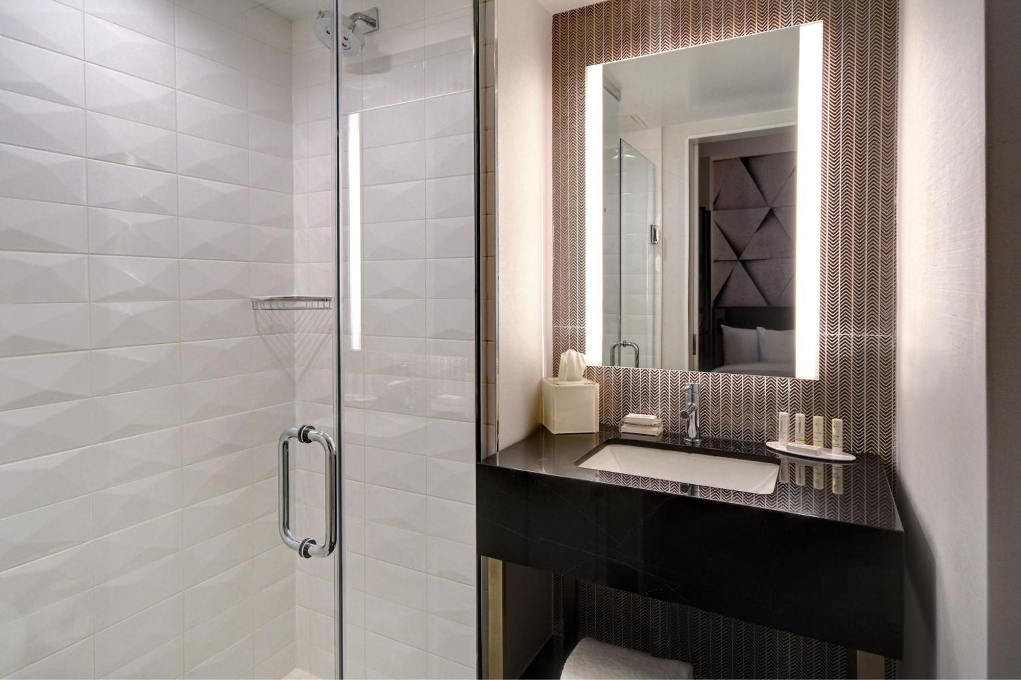 Springhill Suites By Marriott New York Midtown Manhattan/Park Ave Eksteriør billede